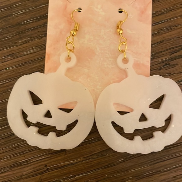 Halloween Pumpkin Earrings - Picture 2 of 2